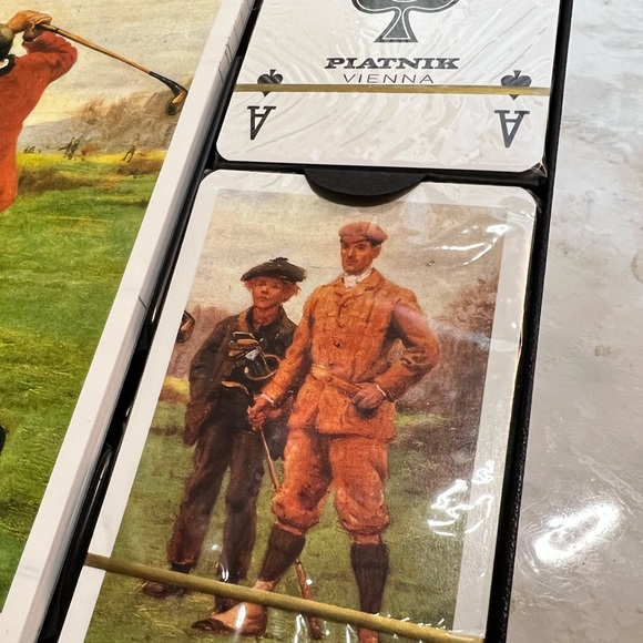 Vintage St. Andrews Golf Bridge Set - 2 deck of playing cards + scoring book - Picture 5 of 8